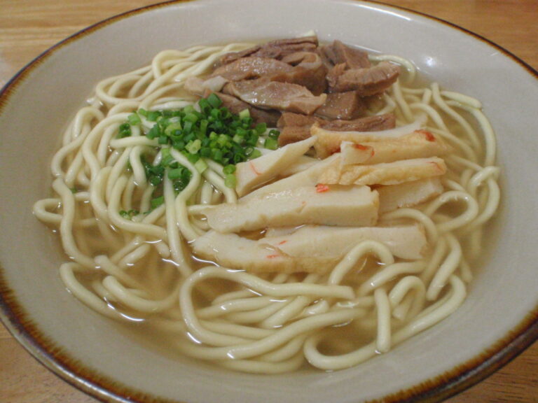 ジュネの八重山そば