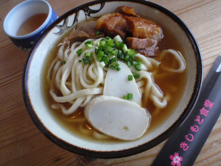 きしもと食堂 八重岳店の沖縄そば
