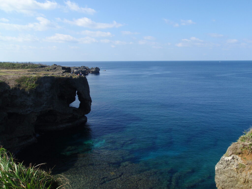 ゾウの鼻のような万座毛