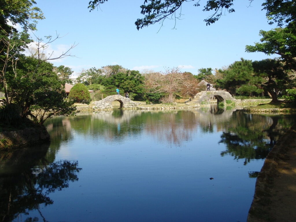 識名園の池泉回遊式庭園