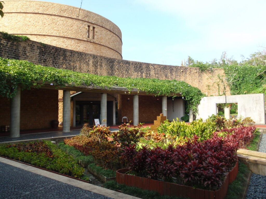 熱帯ドリームセンター