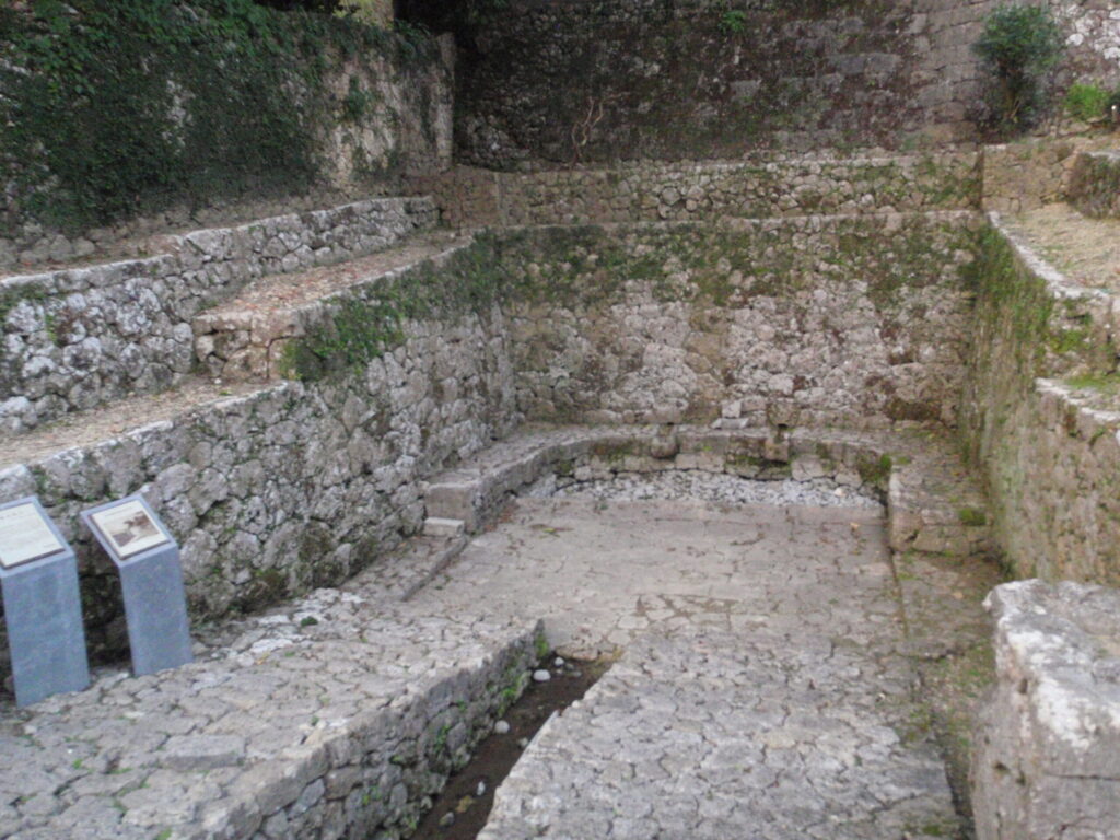 フォトジェニックな石畳