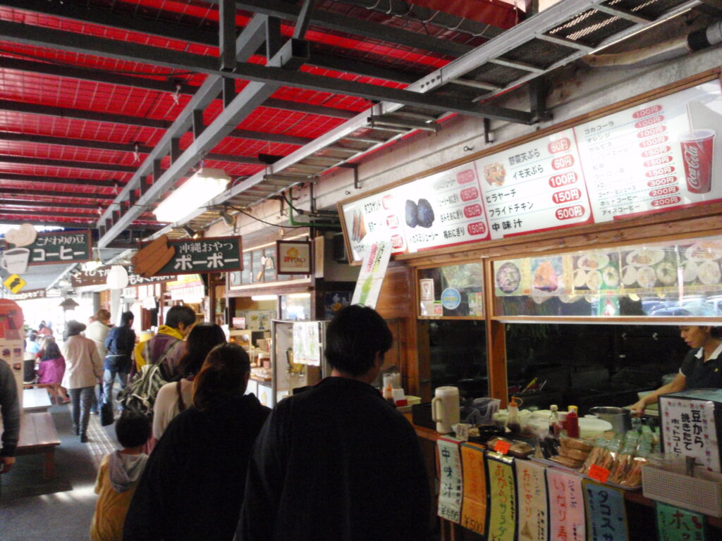 おんなの駅フードコート