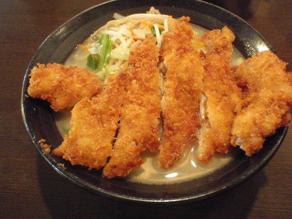 与那原家のチキンそば