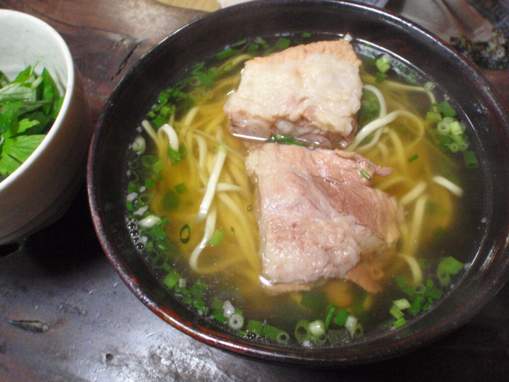 すーまぬめぇのソーキそば