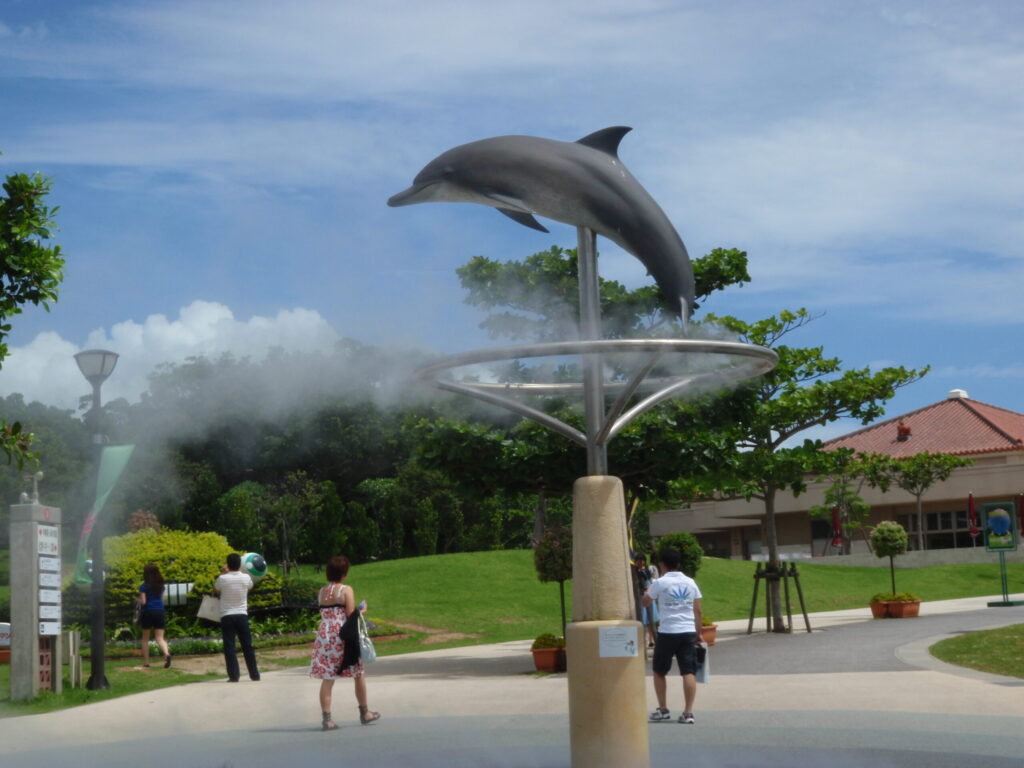 歩いて回れる沖縄海洋博公園