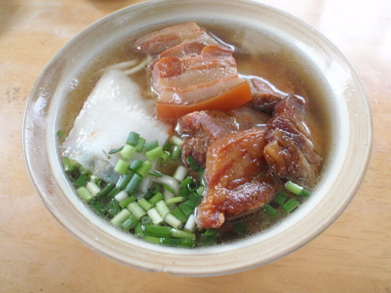 そば屋よしこ沖縄そば