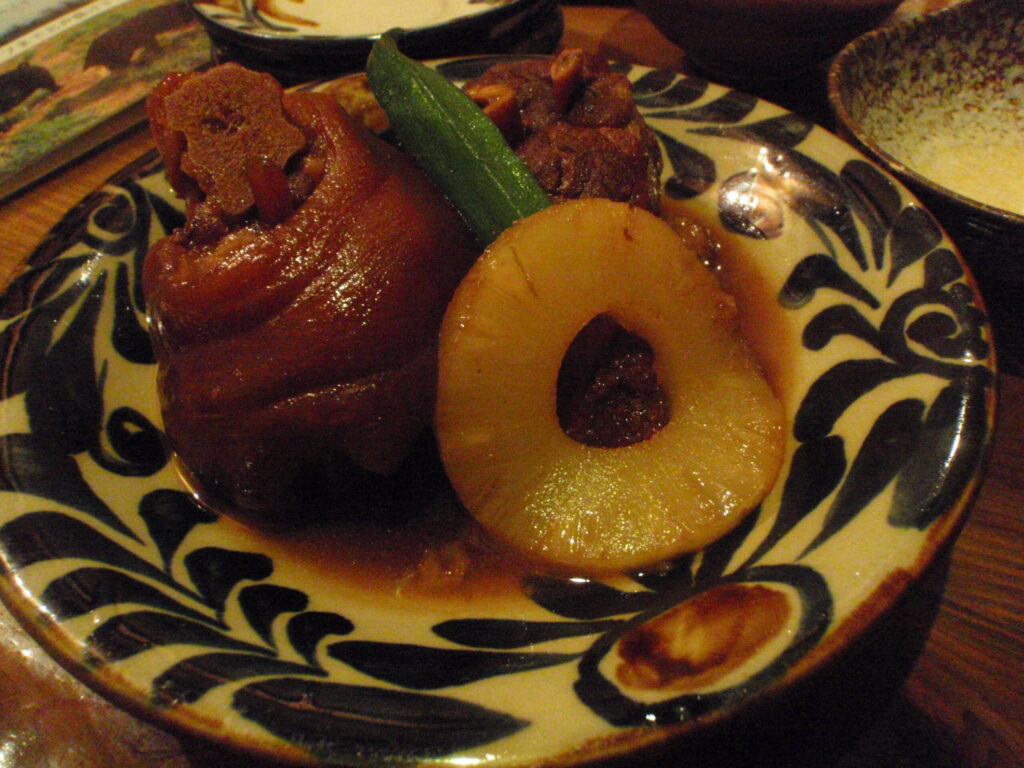 おもろ殿内の料理